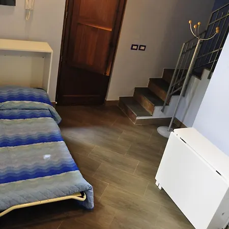 Jaktstuga Mini House - Tra L'etna Catania Taormina E Il Mare
